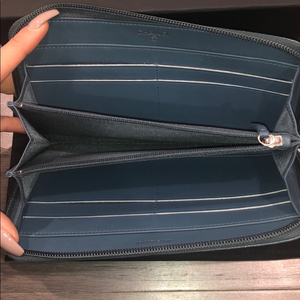 Chanel Zip Wallet - Picture 4 of 7